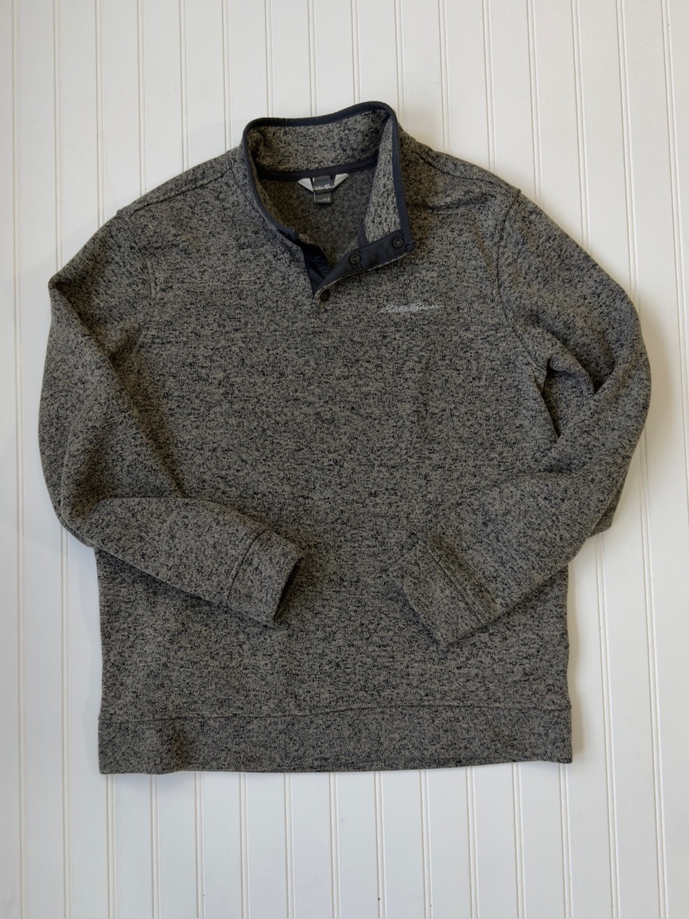 Eddie Bauer Men's Radiator Fleece 1/4 Snap Pullover Sweater. Size L